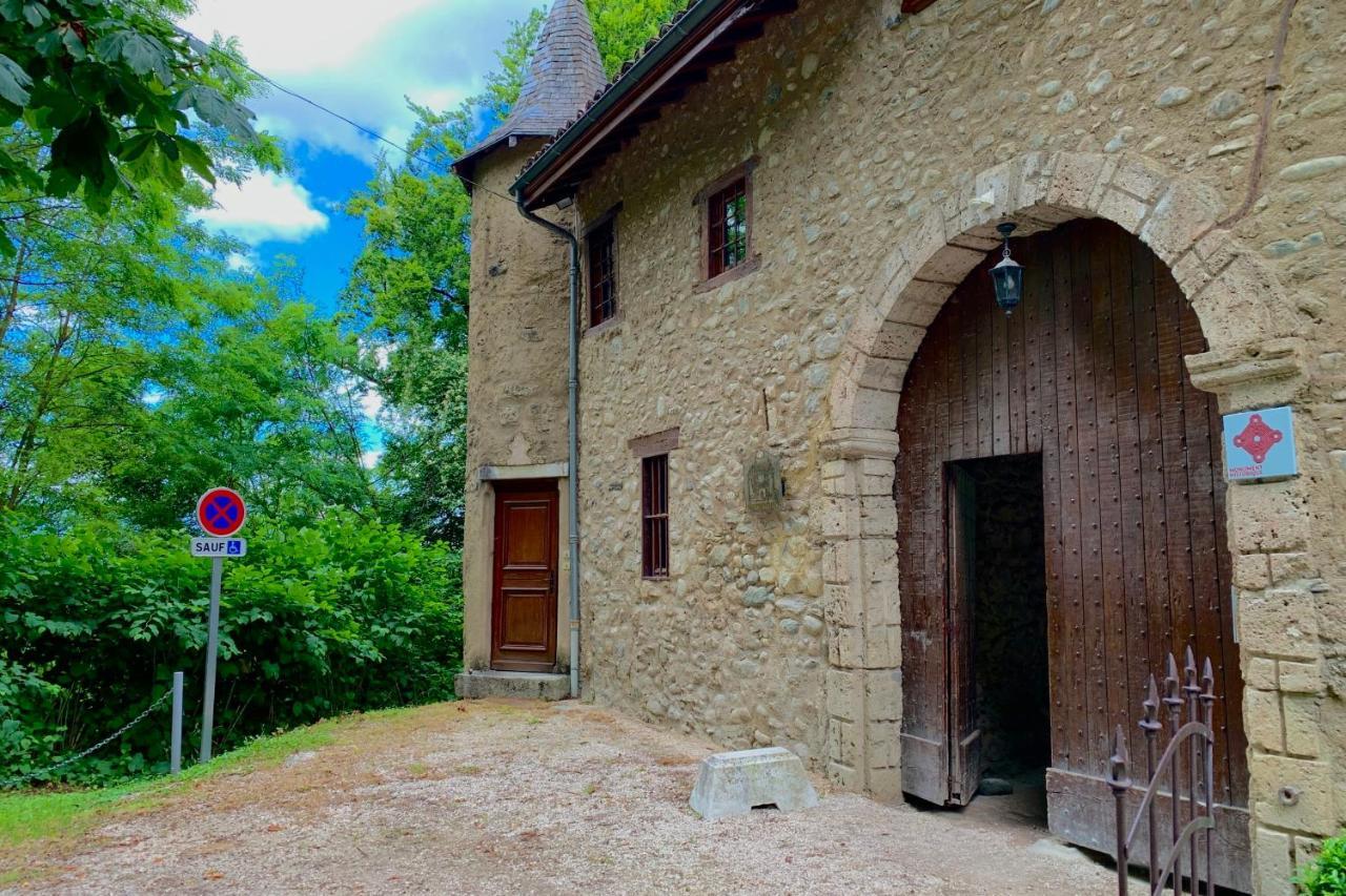 #Bv Le Chateau D'Uriage Saint-Martin-dʼUriage Exteriör bild